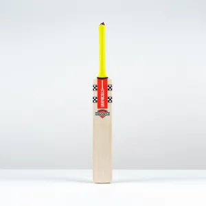 2025 STRATOS 1.1 300 CRICKET BAT – Junior